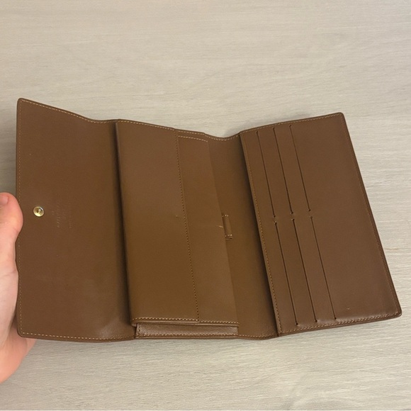 Louis Vuitton Metallic‎ Gold Monogram Wallet - Picture 6 of 11